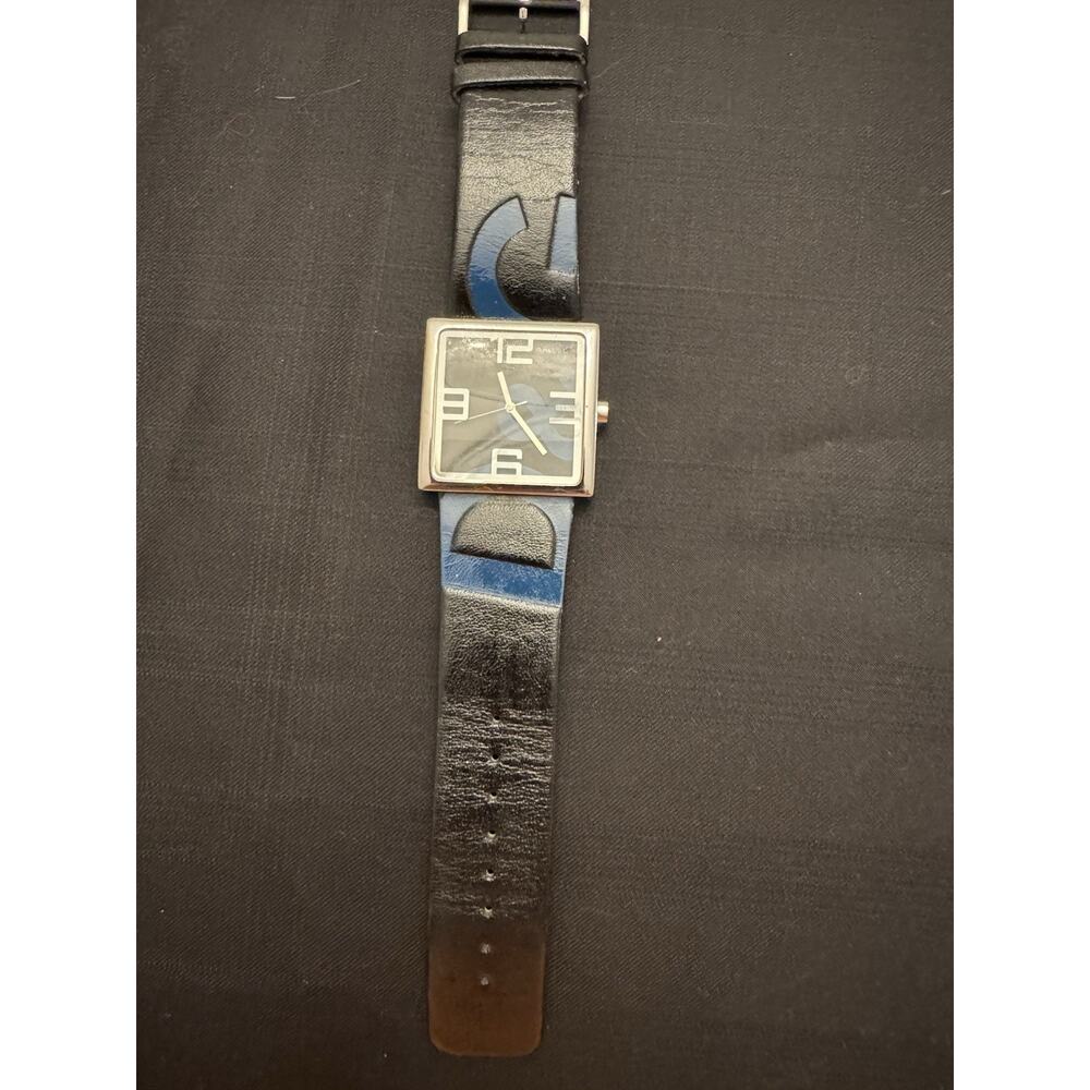 Dolce & Gabbana Men's Watch F4 with Unique Dial - Picture 2 of 10